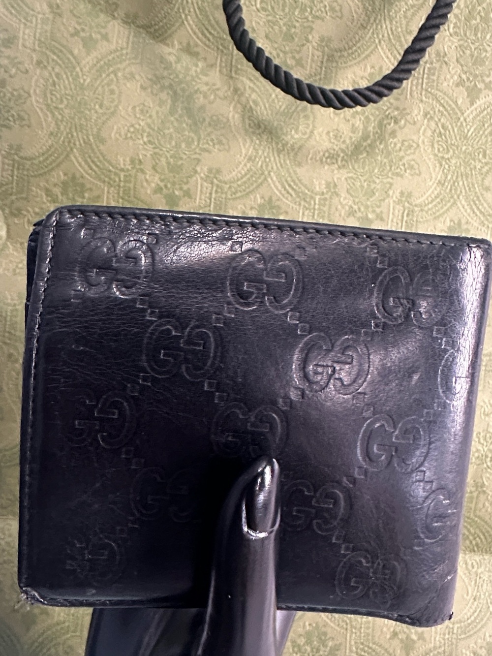 Gucci Black Embossed GG Leather Bifold Wallet - Picture 2 of 11